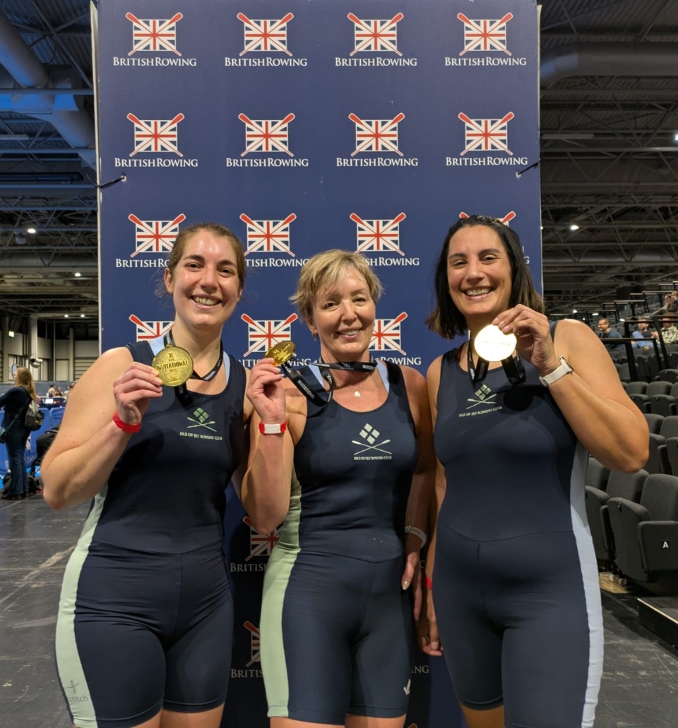 Three rowers with medals at BRIC